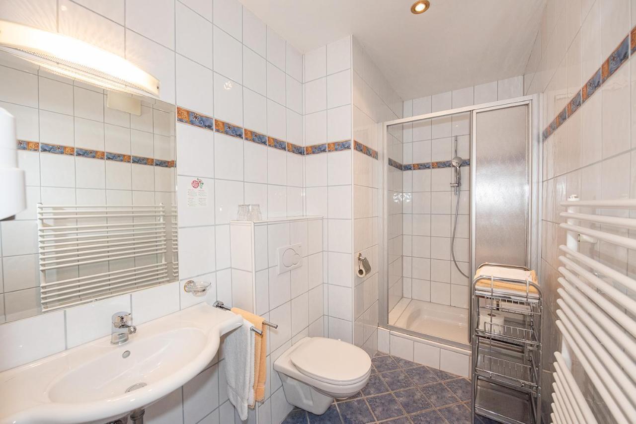 Pension Caecilia Pollau Bagian luar foto